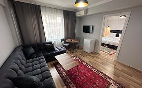 Modern Apart Close To Blue Mosque And Hagia Sophia Old City