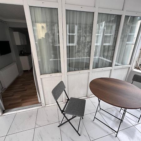 Modern Apart Close To Blue Mosque And Hagia Sophia Old City Istanbul Exterior photo